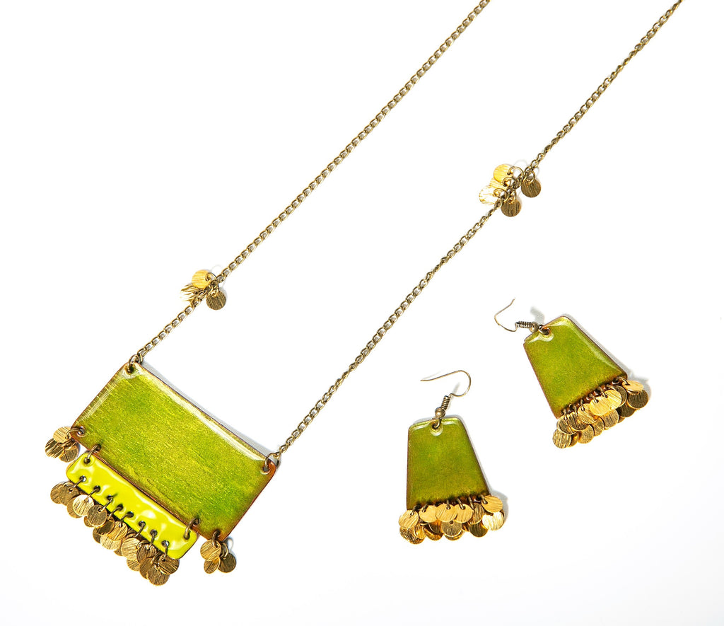 Zagara - világoszöld szögletes tűzzománc nyaklánc