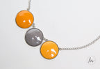 Sunny Clouds tűzzománc nyaklánc szürke-okkersárga színekben