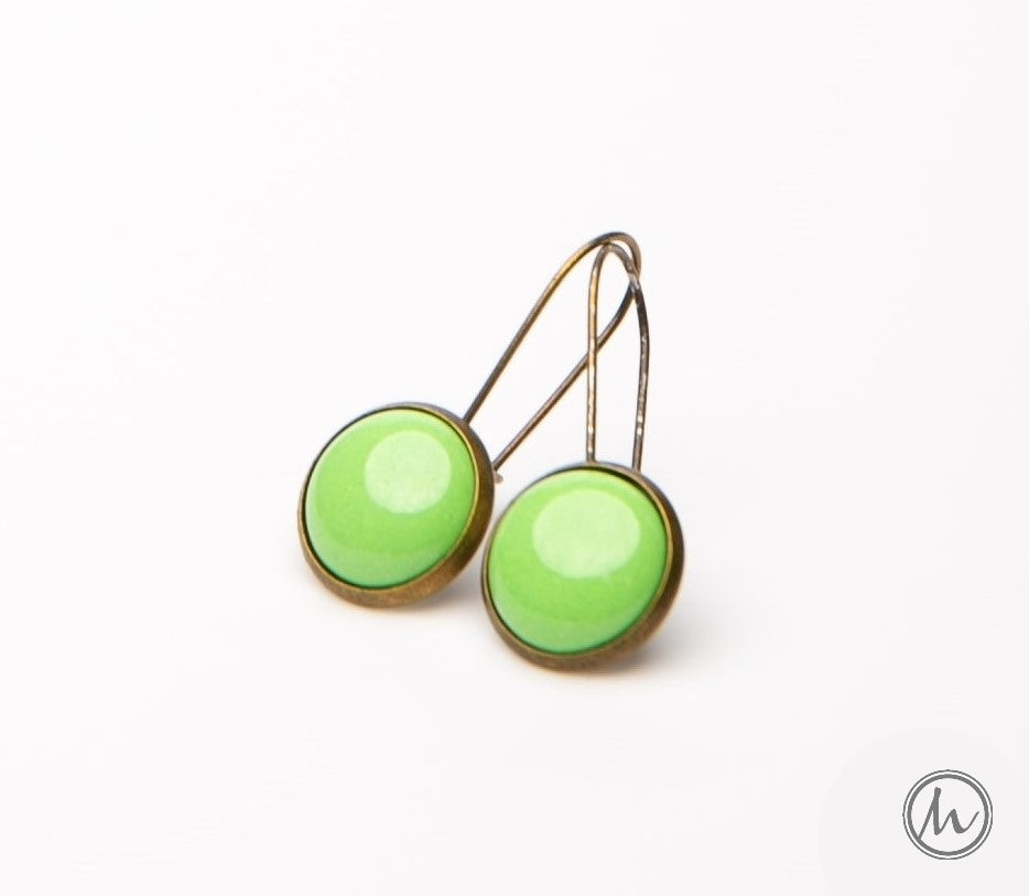 Kapcsos tűzzománc fülbevaló - zöld árnyalatok