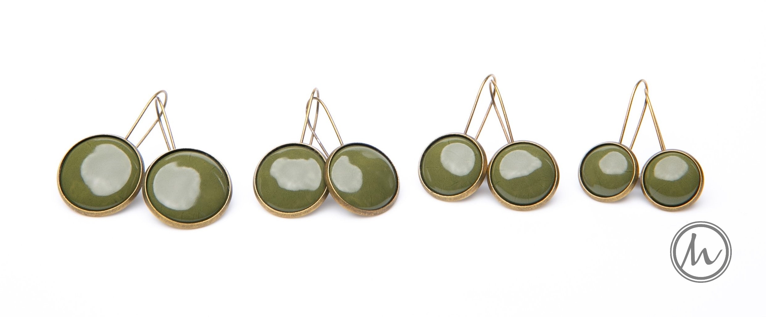 Kapcsos tűzzománc fülbevaló - zöld árnyalatok