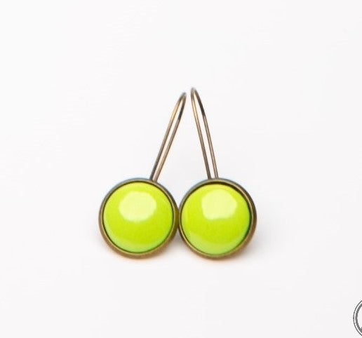 Kapcsos tűzzománc fülbevaló - zöld árnyalatok