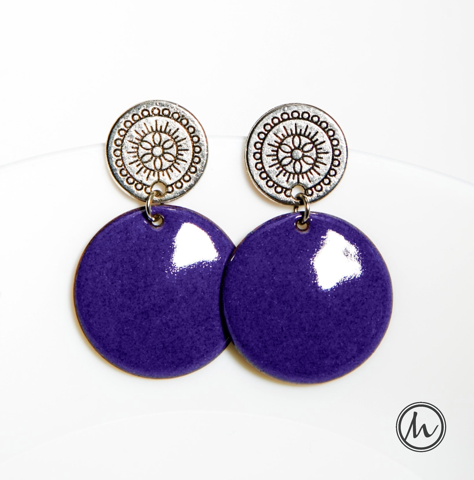 Hópihék - tűzzománc fülbevaló mintázott fém koronggal