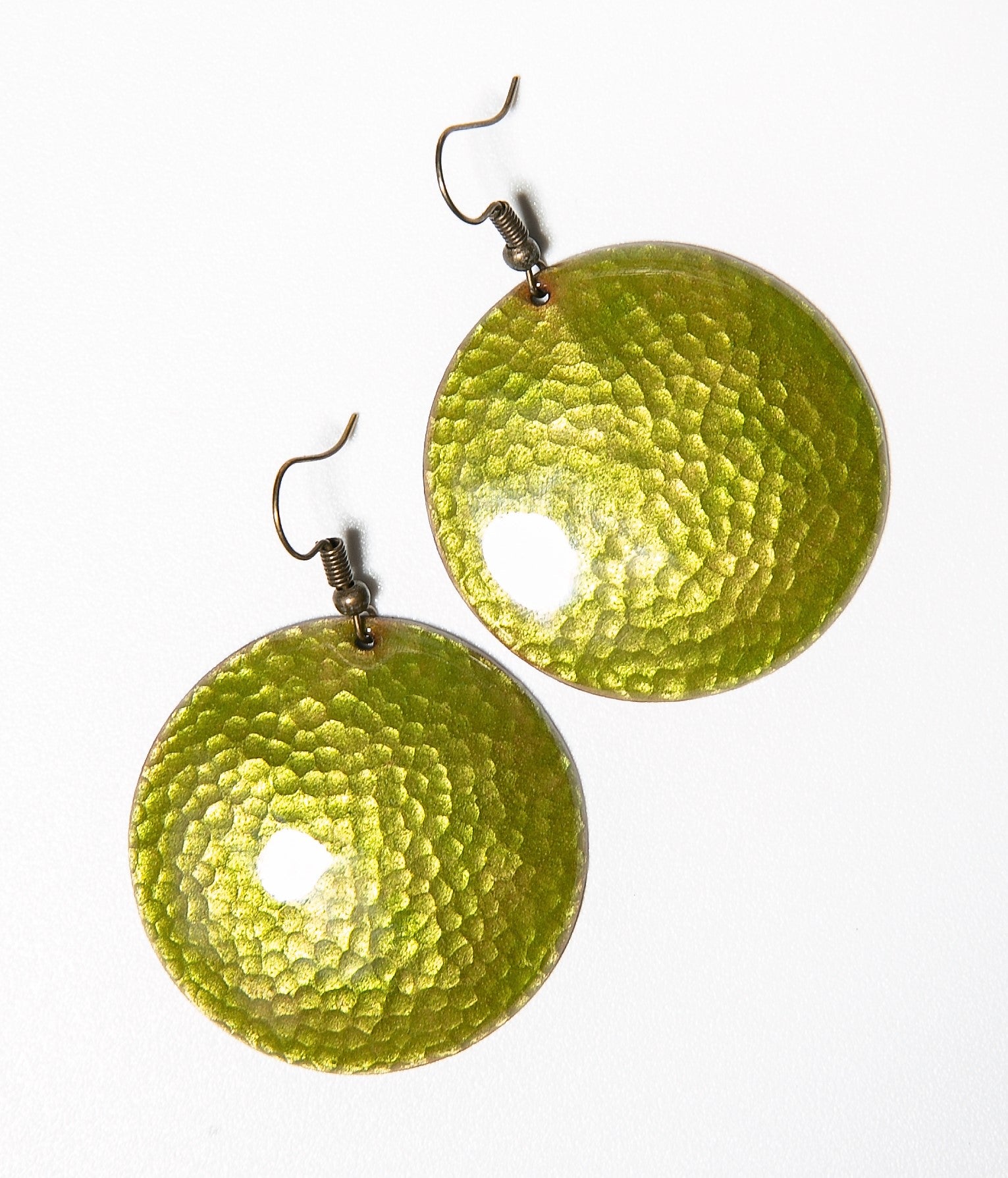 Martelado - kalapált kerek tűzzománc fülbevaló